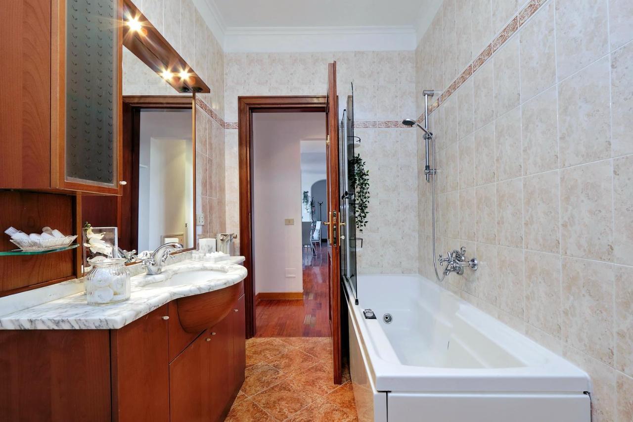 Colosseo Sunset Apartment Roma Eksteriør bilde